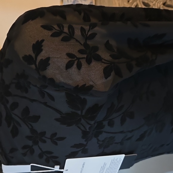 Elegant Black Floral Long Sleeve Dress Fully Lined - Picture 11 of 15